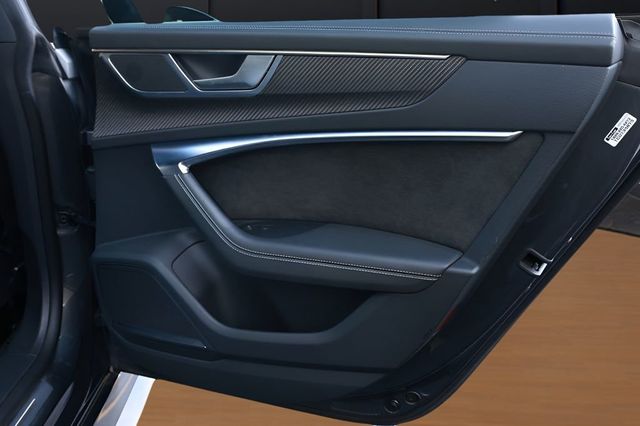2021 Audi RS 7 4.0 TFSI quattro - 23041216 - 25