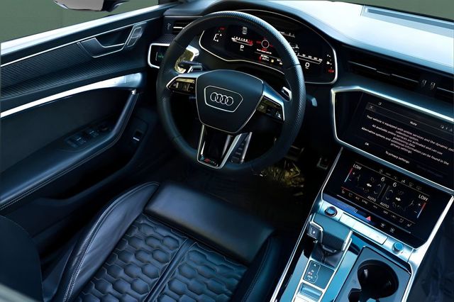 2021 Audi RS 7 4.0 TFSI quattro - 23041216 - 32