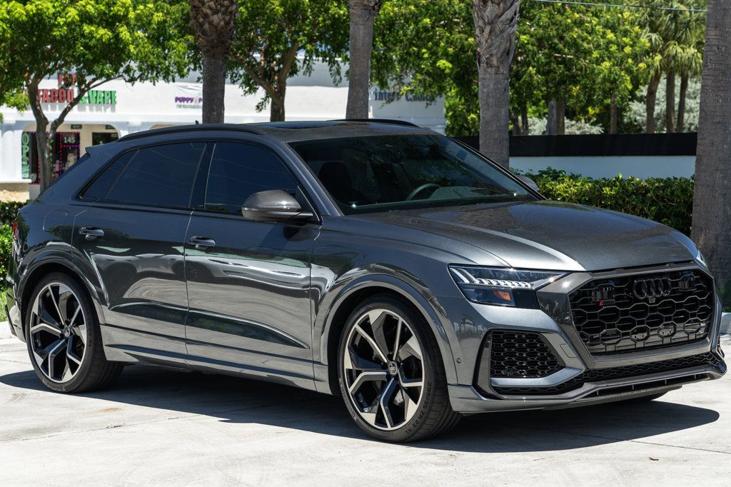 2021 Audi RS Q8 photo 10