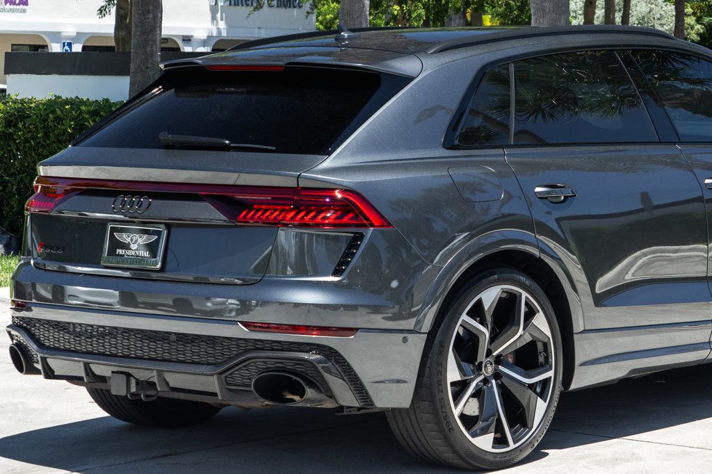 2021 Audi RS Q8 photo 7