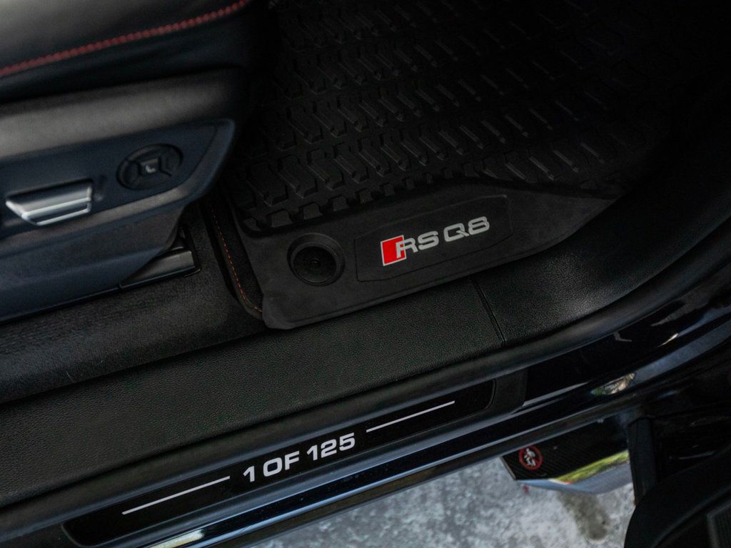 2021 Audi RS Q8 photo 25