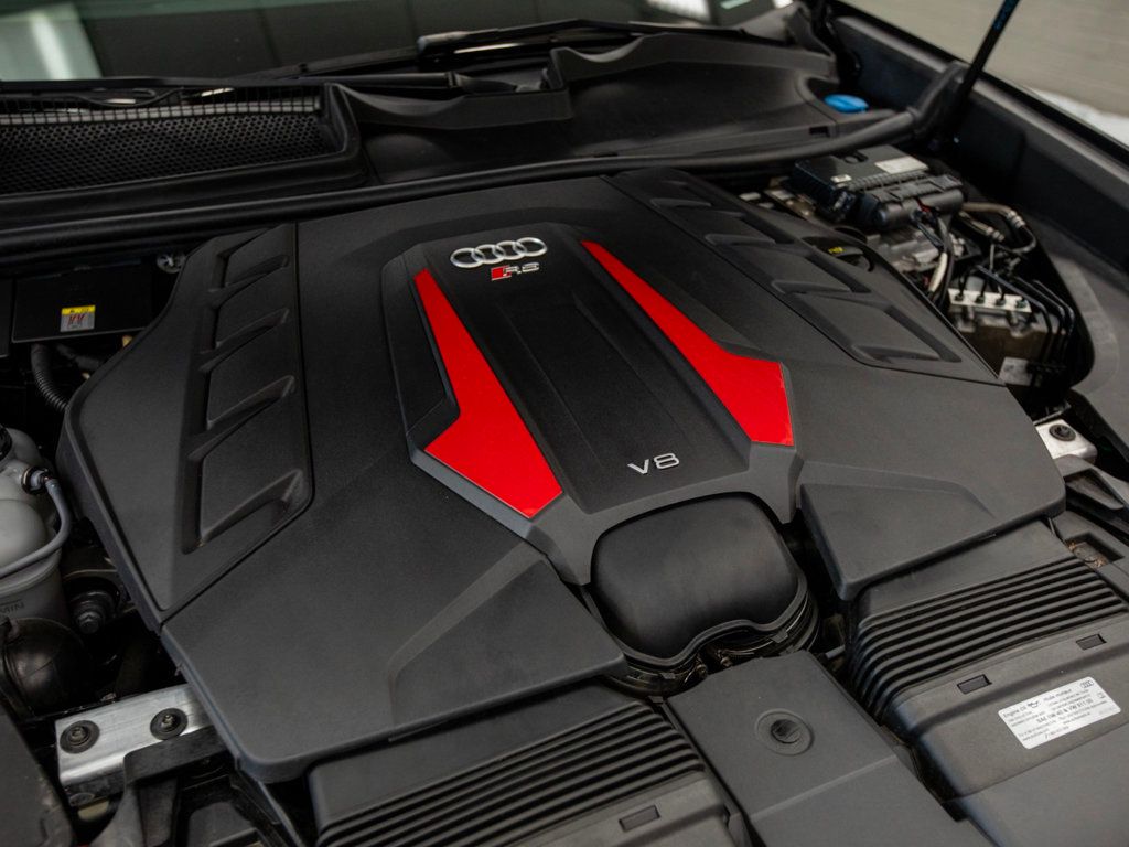 2021 Audi RS Q8 photo 6