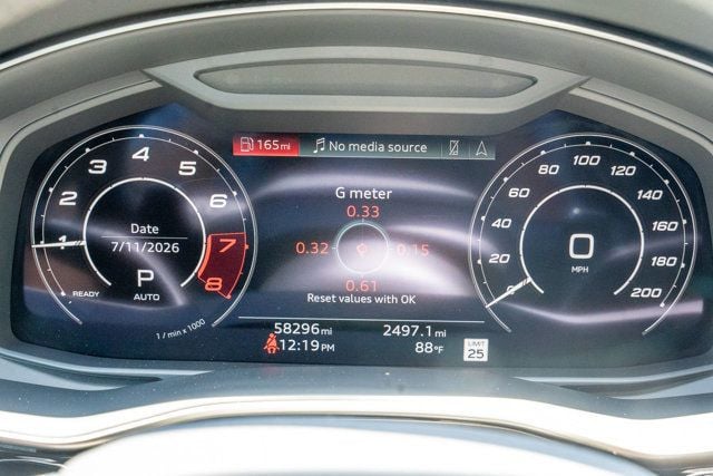 2021 Audi RS Q8 Local Trade/Executive Pkg/Carbon Optic Pkg/Heated&Cooled Seats - 23047119 - 25