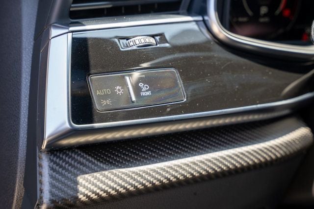 2021 Audi RS Q8 Local Trade/Executive Pkg/Carbon Optic Pkg/Heated&Cooled Seats - 23047119 - 35