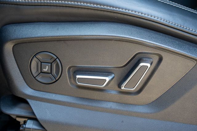 2021 Audi RS Q8 Local Trade/Executive Pkg/Carbon Optic Pkg/Heated&Cooled Seats - 23047119 - 41
