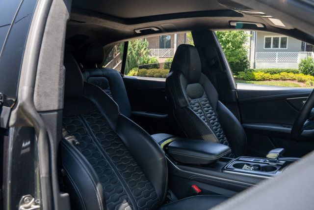 2021 Audi RS Q8 Local Trade/Executive Pkg/Carbon Optic Pkg/Heated&Cooled Seats - 23047119 - 46