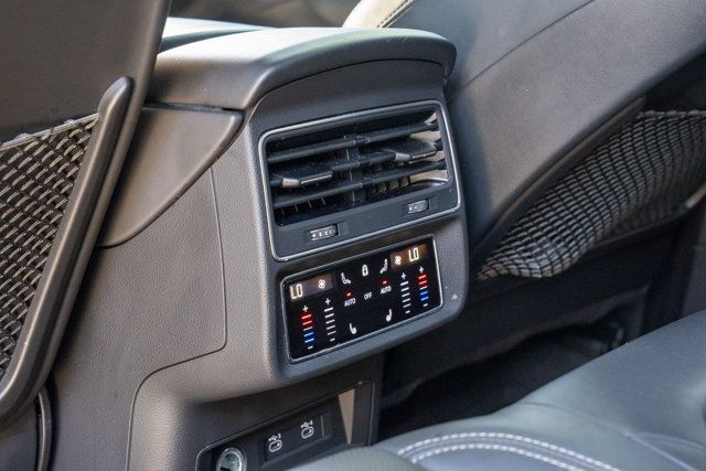 2021 Audi RS Q8 Local Trade/Executive Pkg/Carbon Optic Pkg/Heated&Cooled Seats - 23047119 - 49