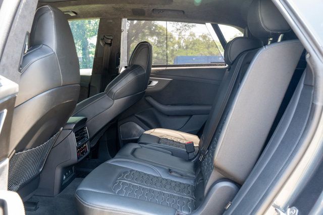 2021 Audi RS Q8 Local Trade/Executive Pkg/Carbon Optic Pkg/Heated&Cooled Seats - 23047119 - 50