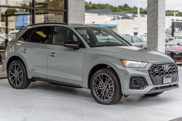 2021 Audi SQ5 SQ5 PREMIUM PLUS QUANTUM GRAY ON RED LOW MILES GORGEOUS MUST SEE - 22609023 - 3