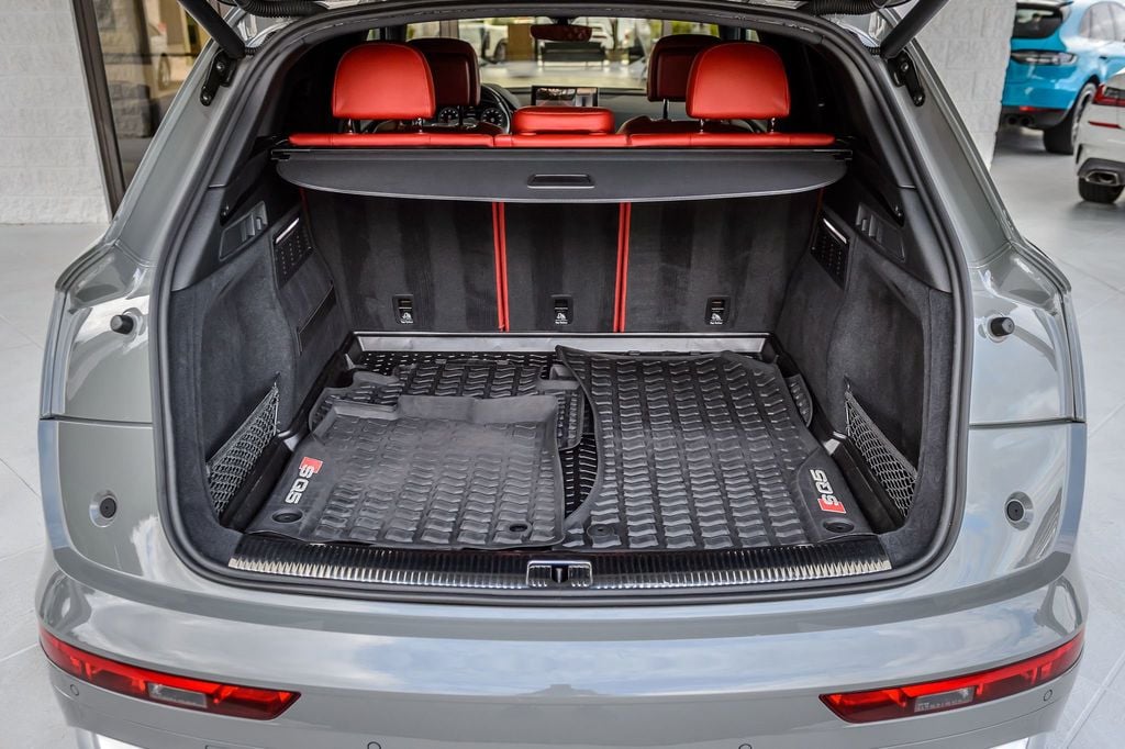 2021 Audi SQ5 SQ5 PREMIUM PLUS - QUANTUM GRAY ON RED - NAV - PANO ROOF-BTOOTH - 22915198 - 10