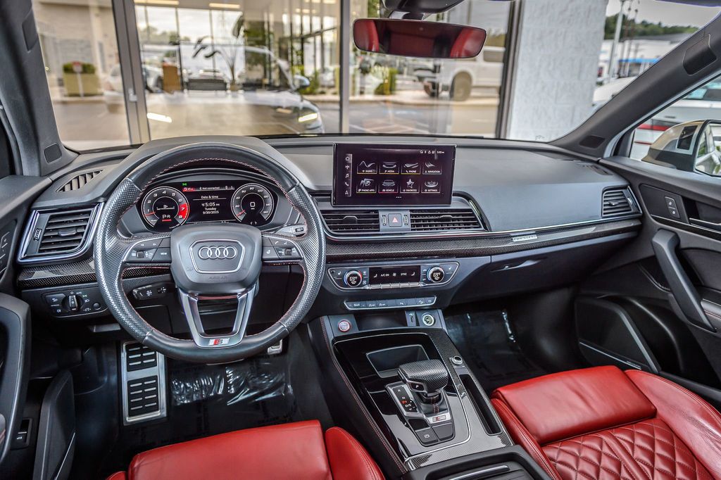 2021 Audi SQ5 SQ5 PREMIUM PLUS - QUANTUM GRAY ON RED - NAV - PANO ROOF-BTOOTH - 22915198 - 25