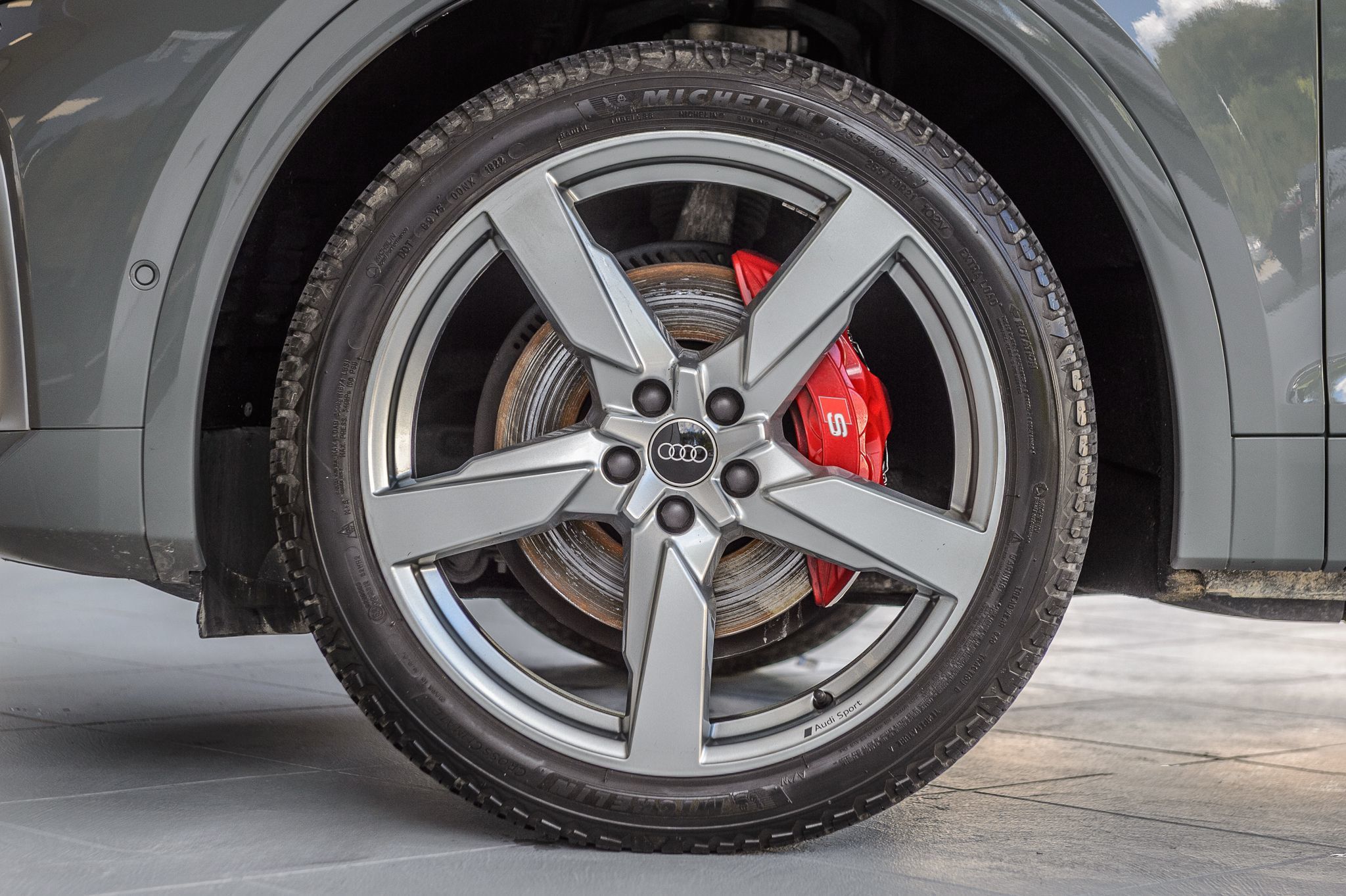 2021 Audi SQ5 Prestige photo 13