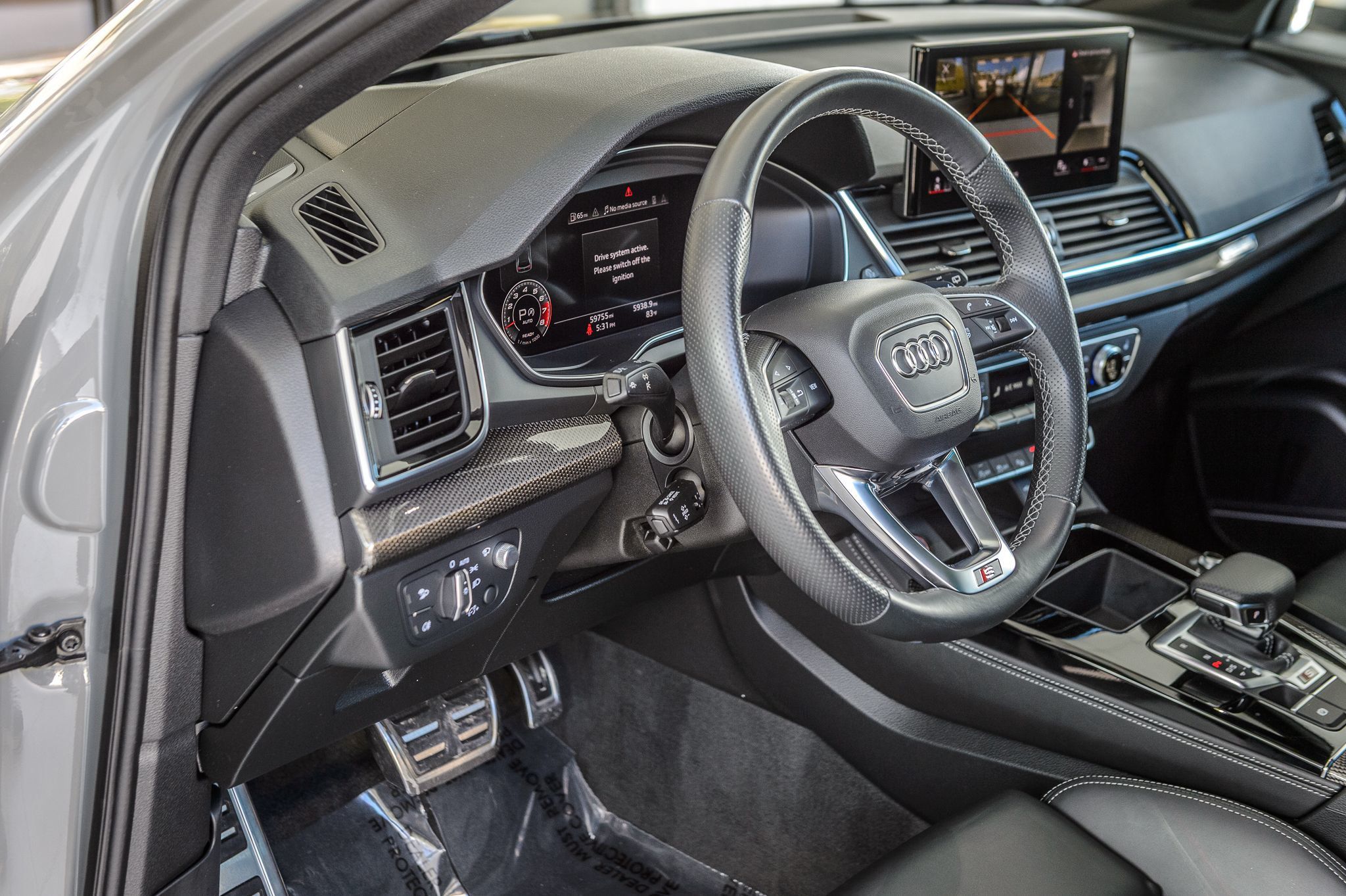 2021 Audi SQ5 Prestige photo 24