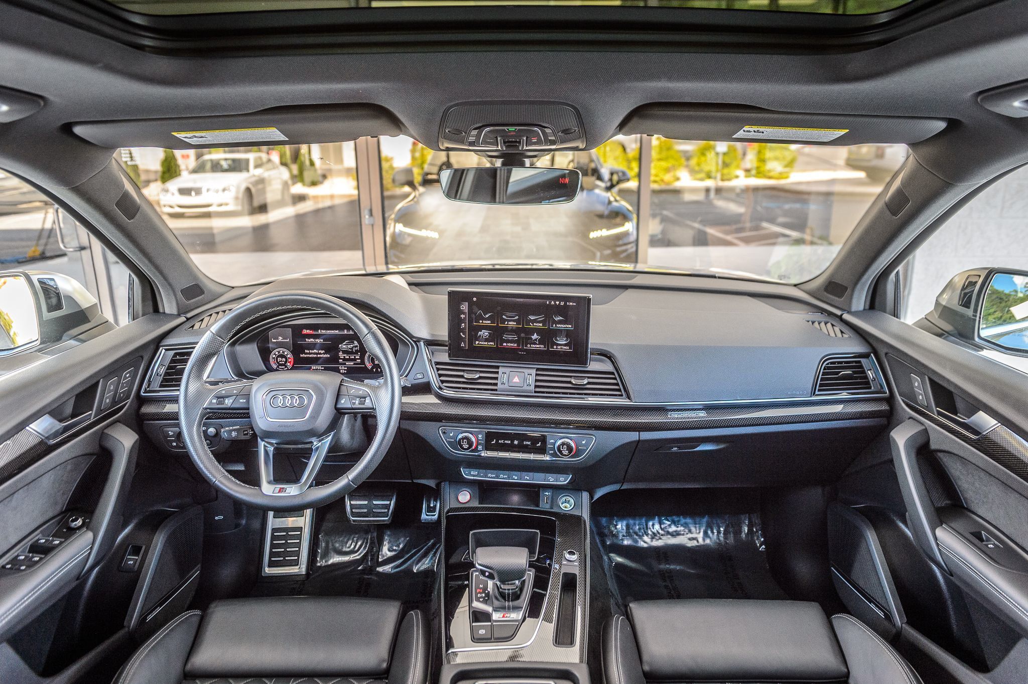 2021 Audi SQ5 Prestige photo 3