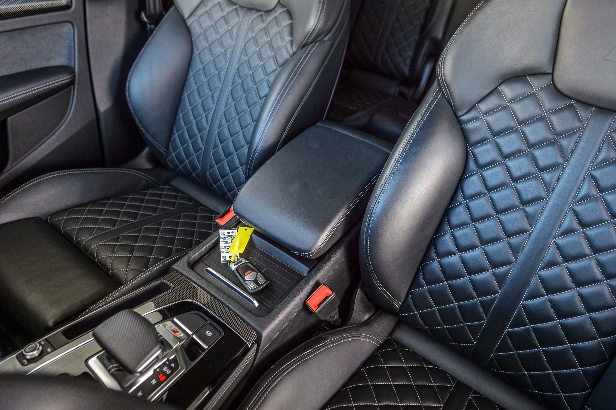 2021 Audi SQ5 Prestige photo 32
