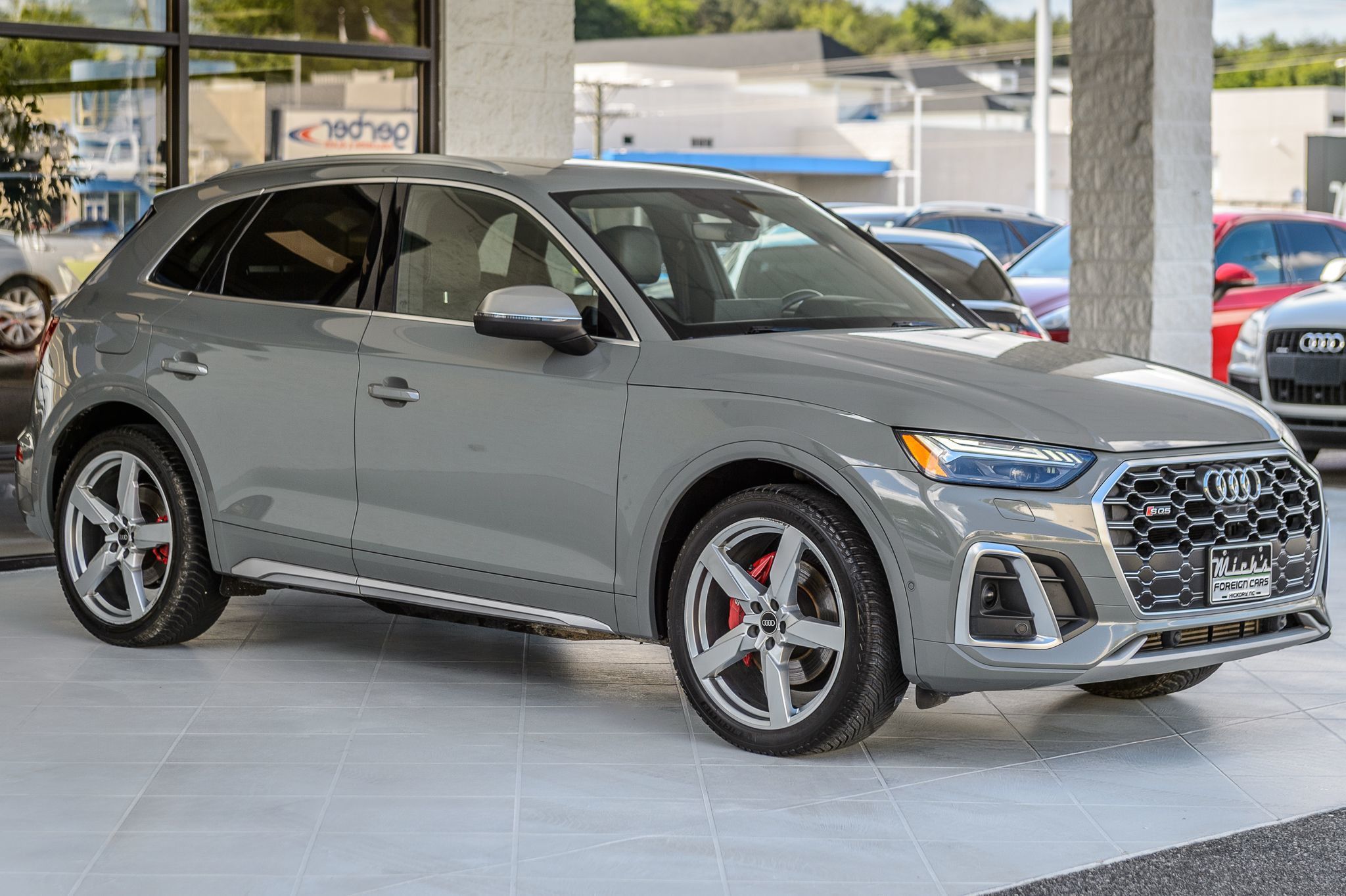 2021 Audi SQ5 Prestige photo 4