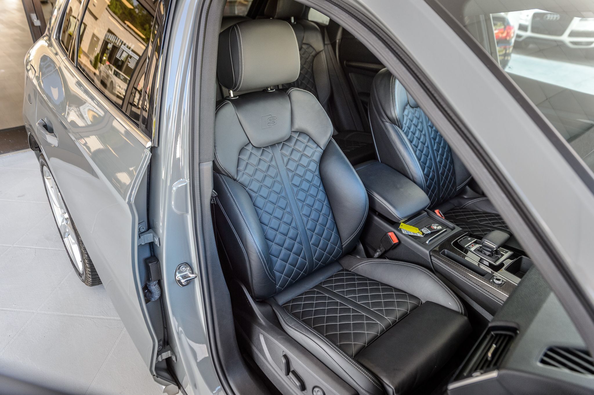 2021 Audi SQ5 Prestige photo 43
