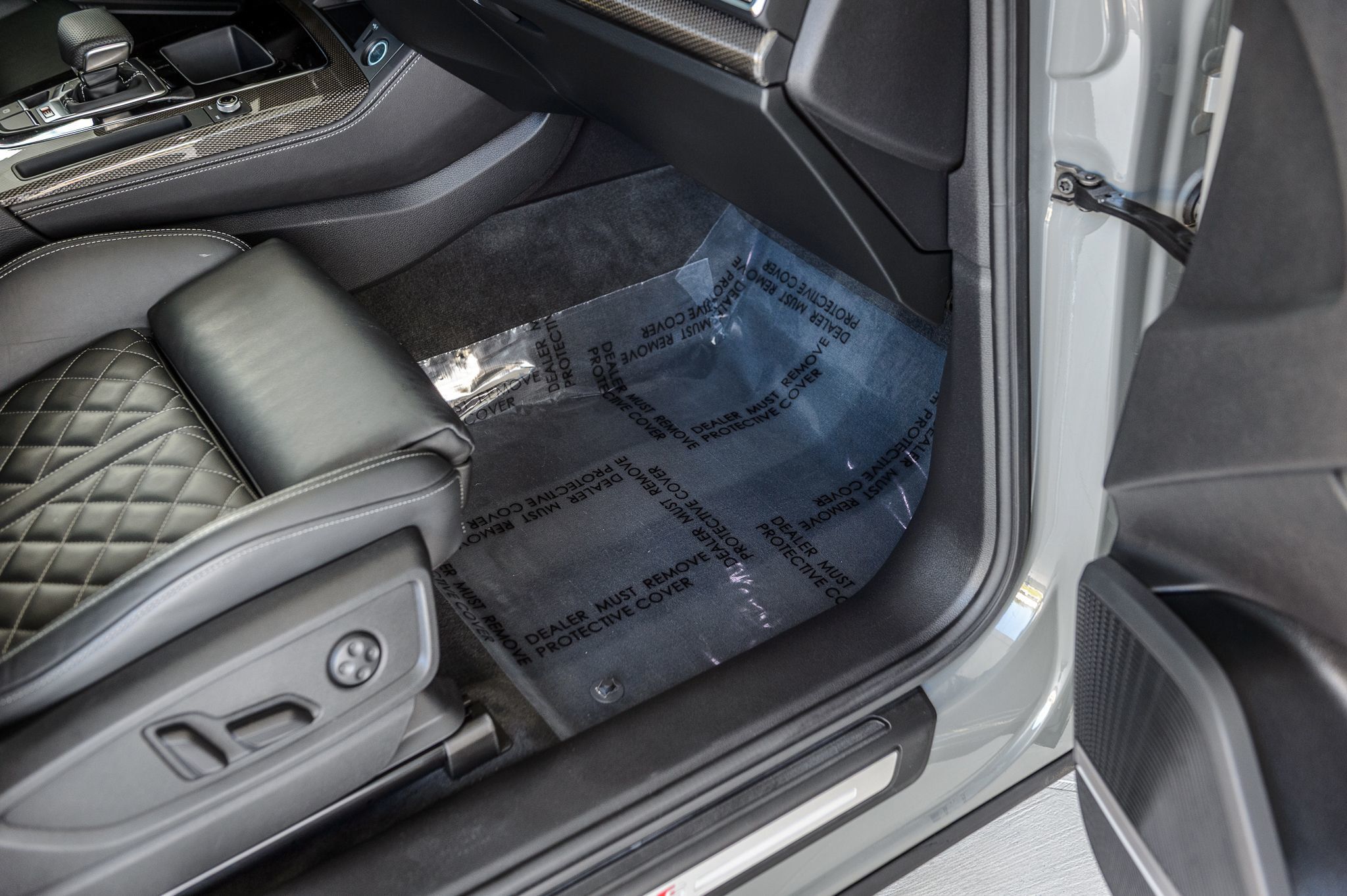 2021 Audi SQ5 Prestige photo 45