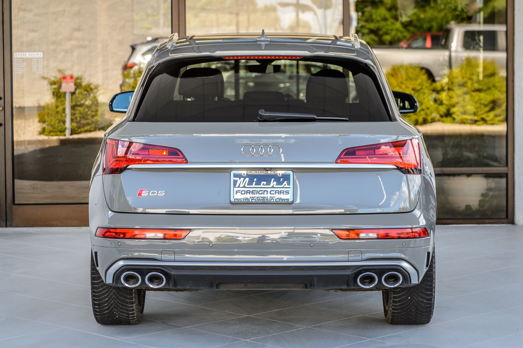 2021 Audi SQ5 Prestige photo 8