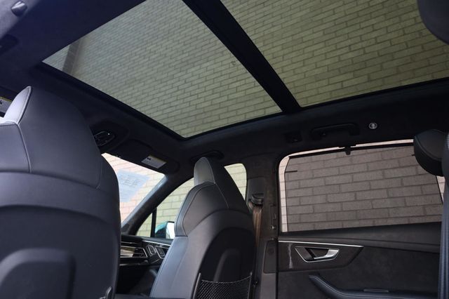 2021 Audi SQ7 Prestige - 23035530 - 24