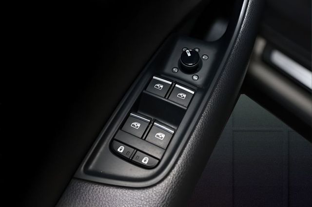 2021 Audi SQ8 Premium Plus 4.0 TFSI quattro - 22985321 - 25