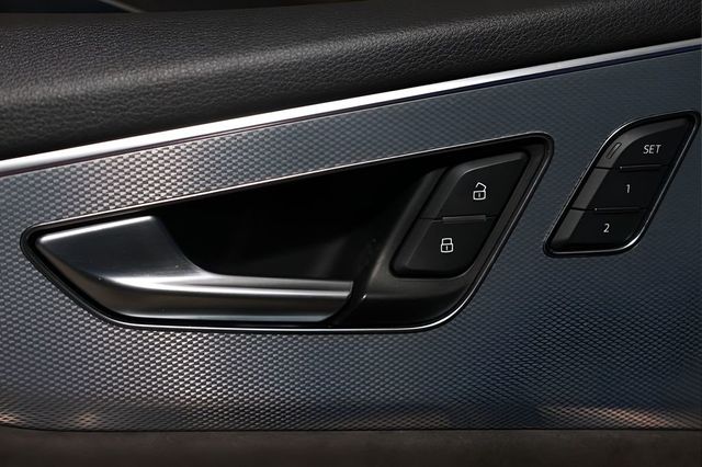 2021 Audi SQ8 Premium Plus 4.0 TFSI quattro - 22985321 - 26