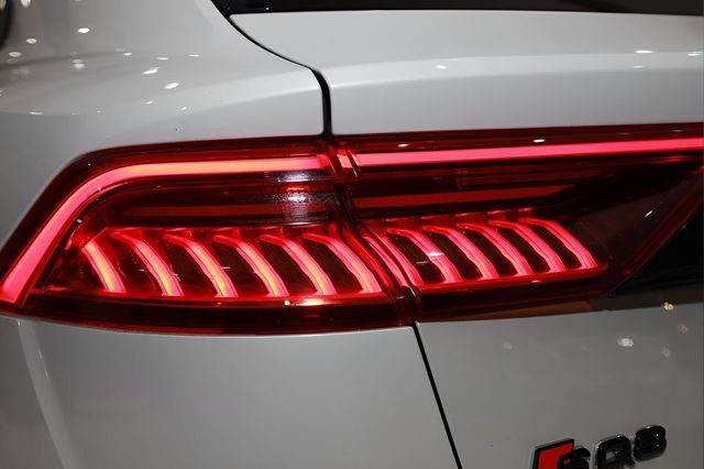 2021 Audi SQ8 Premium Plus 4.0 TFSI quattro - 22985321 - 29