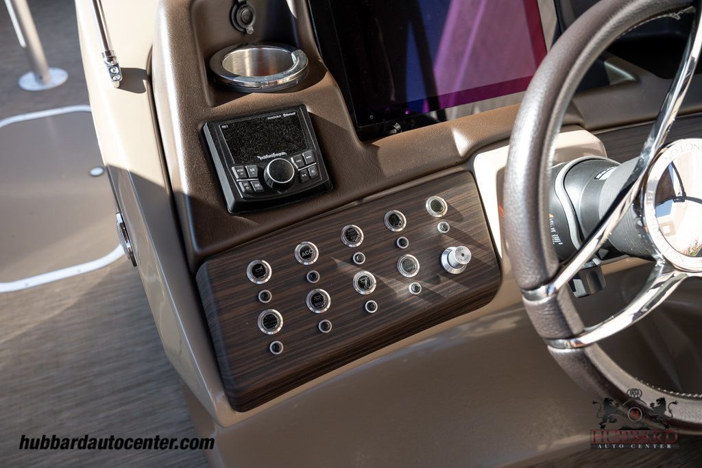 2021 Bennington Q25 SB  - 22951483 - 36