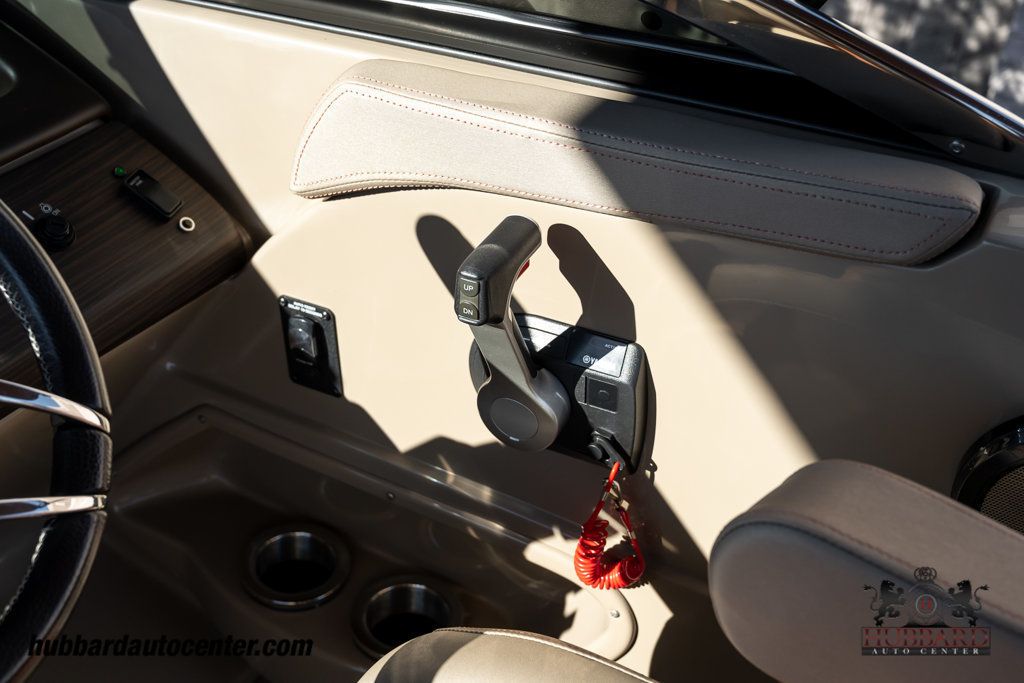 2021 Bennington Q25 SB  - 22951483 - 38