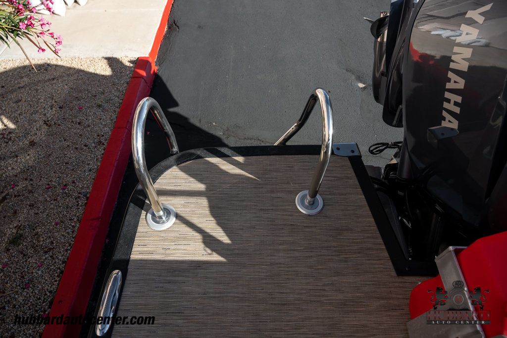 2021 Bennington Q25 SB  - 22951483 - 48