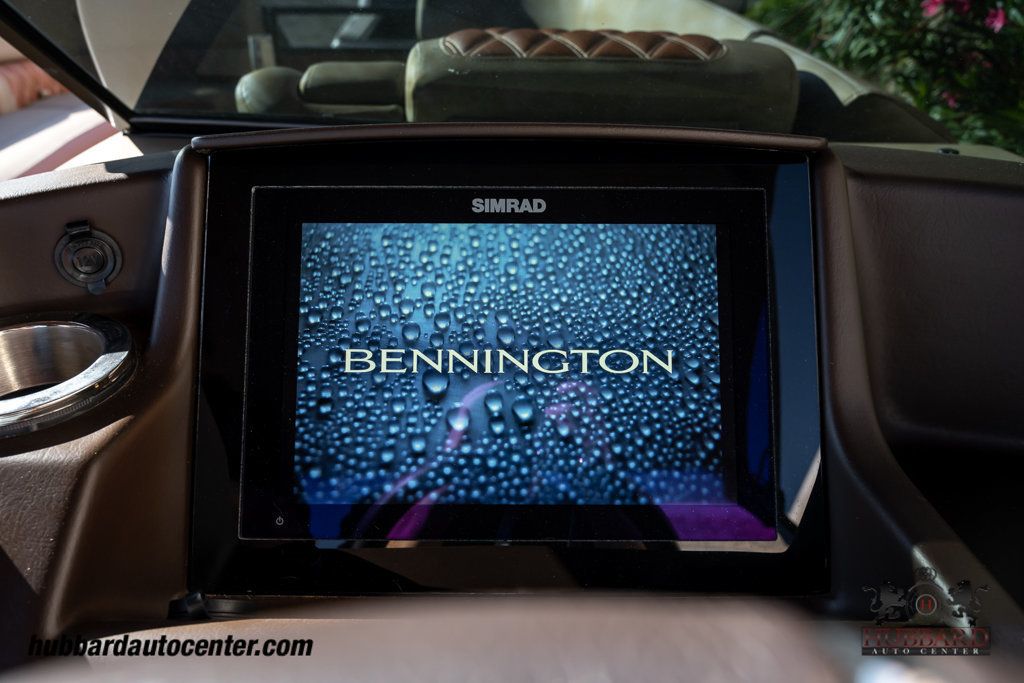 2021 Bennington Q25 SB  - 22951483 - 59