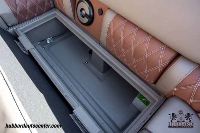 2021 Bennington Q25 SB  - 22951483 - 68