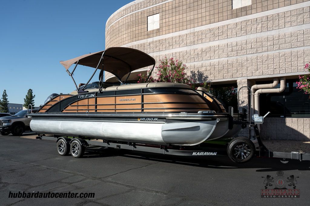 2021 Bennington Q25 SB  - 22951483 - 7