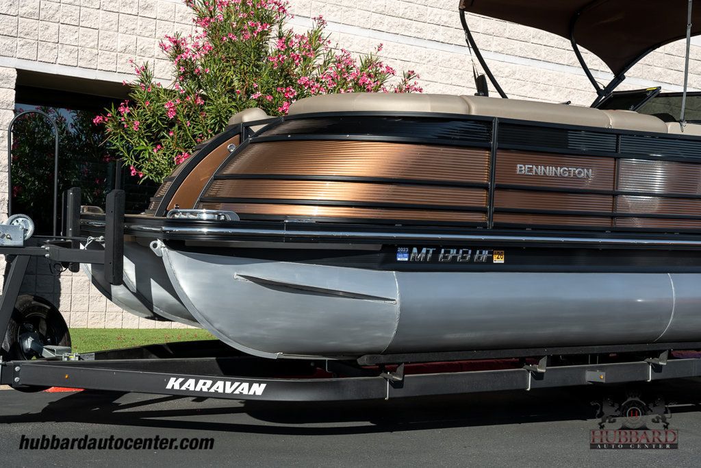 2021 Bennington Q25 SB  - 22951483 - 82