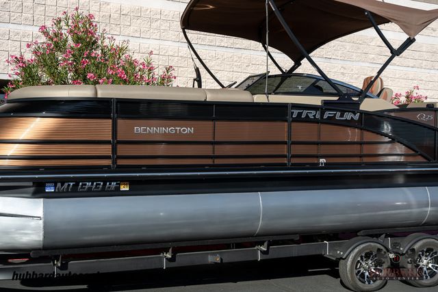 2021 Bennington Q25 SB  - 22951483 - 83