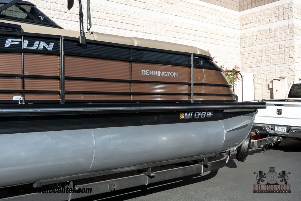 2021 Bennington Q25 SB  - 22951483 - 92