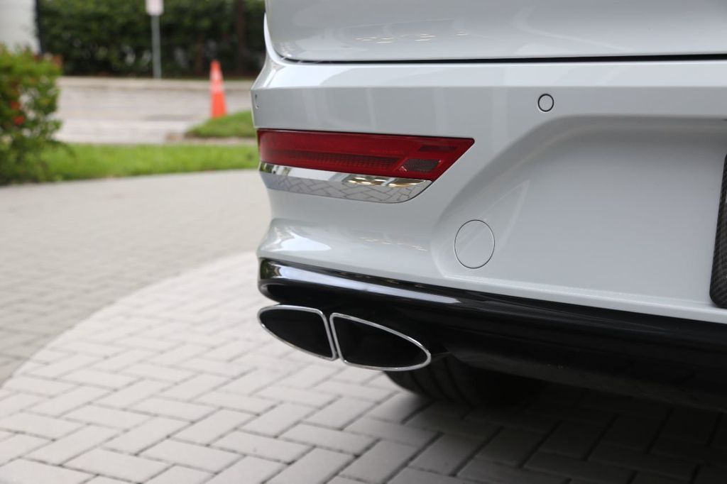 2021 Bentley Bentayga First Edition photo 21