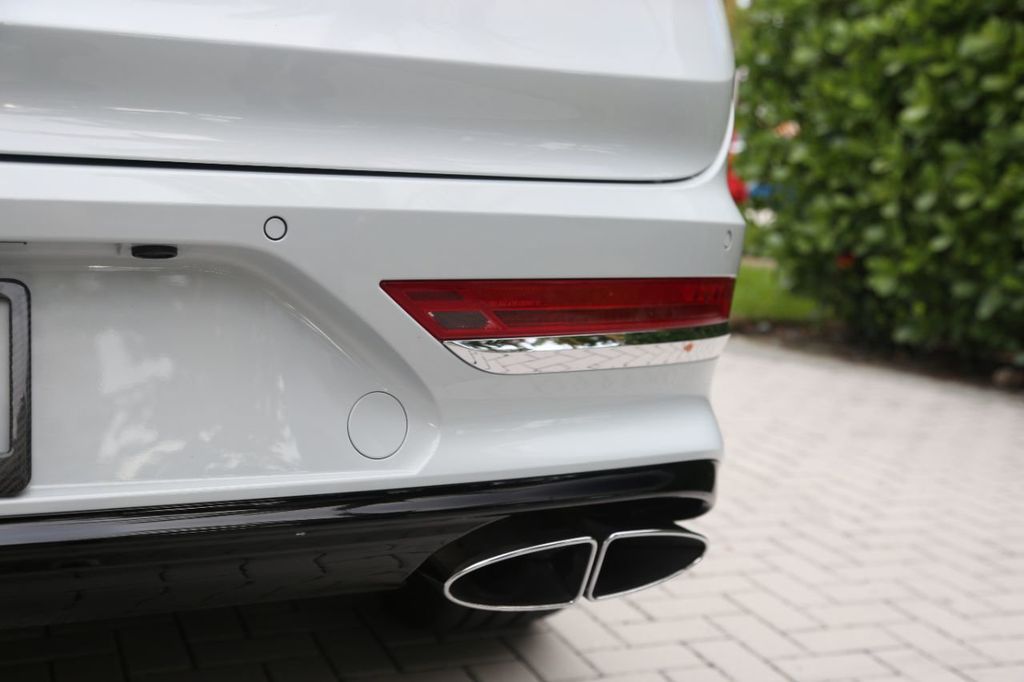 2021 Bentley Bentayga First Edition photo 22