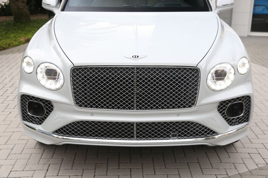 2021 Bentley Bentayga First Edition photo 25