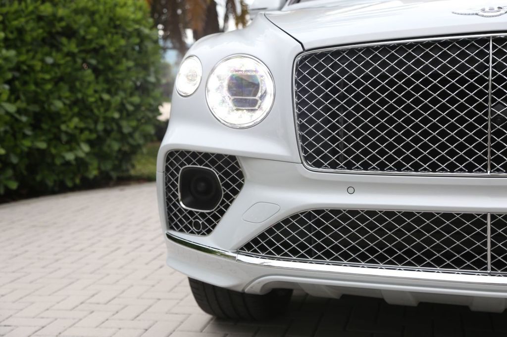 2021 Bentley Bentayga First Edition photo 26
