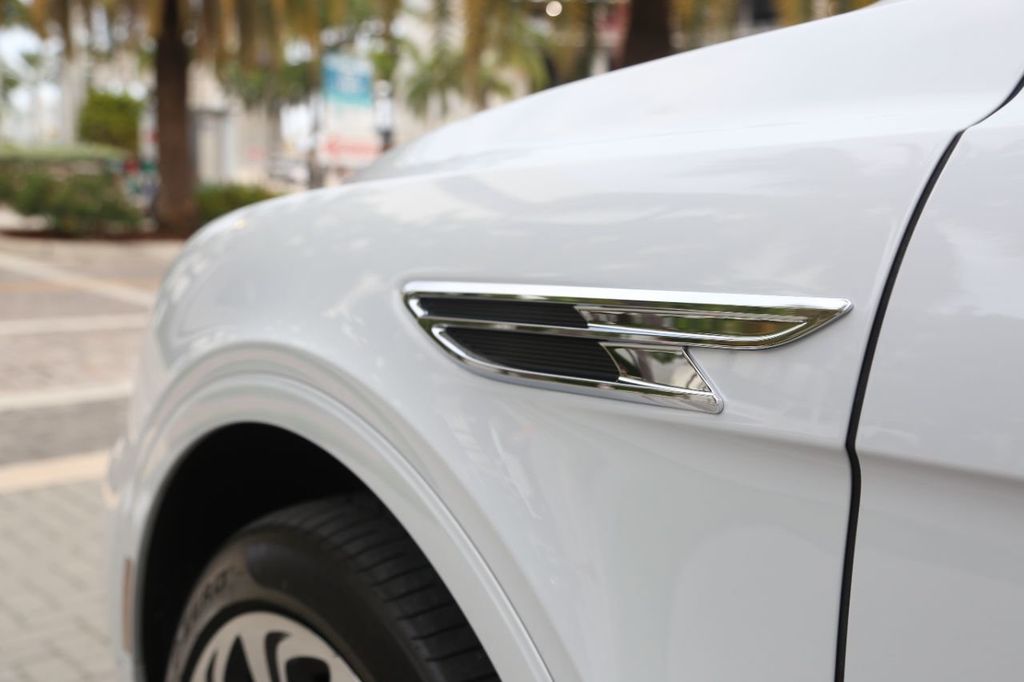 2021 Bentley Bentayga First Edition photo 33