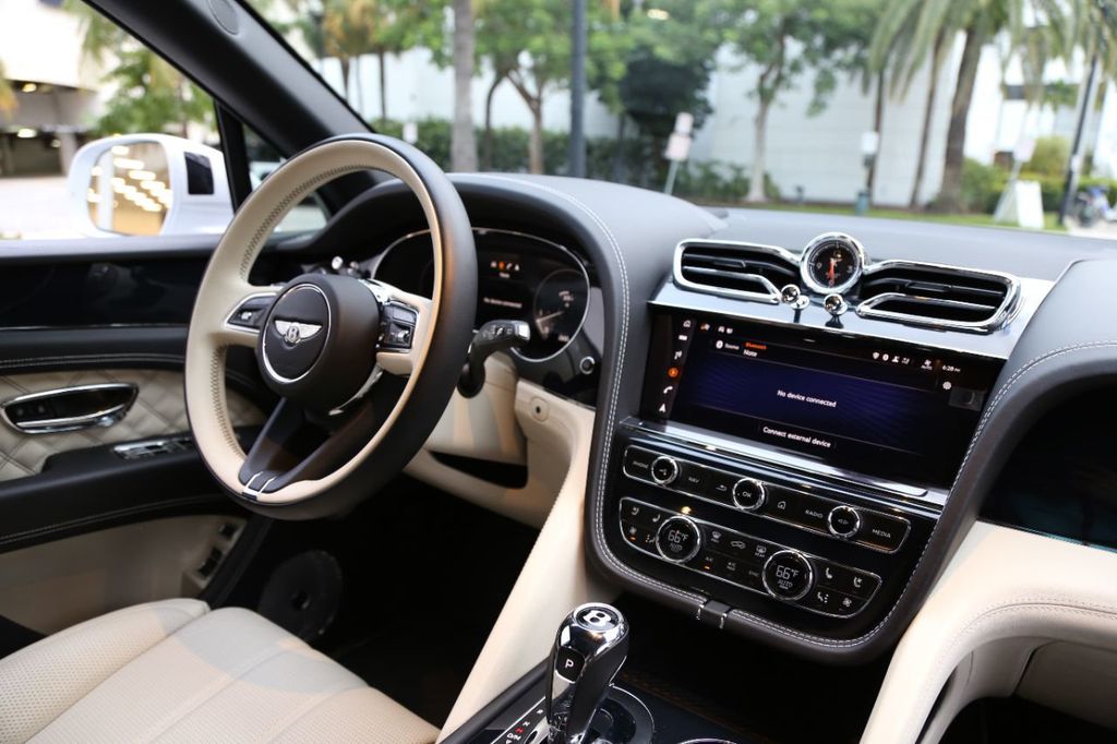 2021 Bentley Bentayga First Edition photo 42