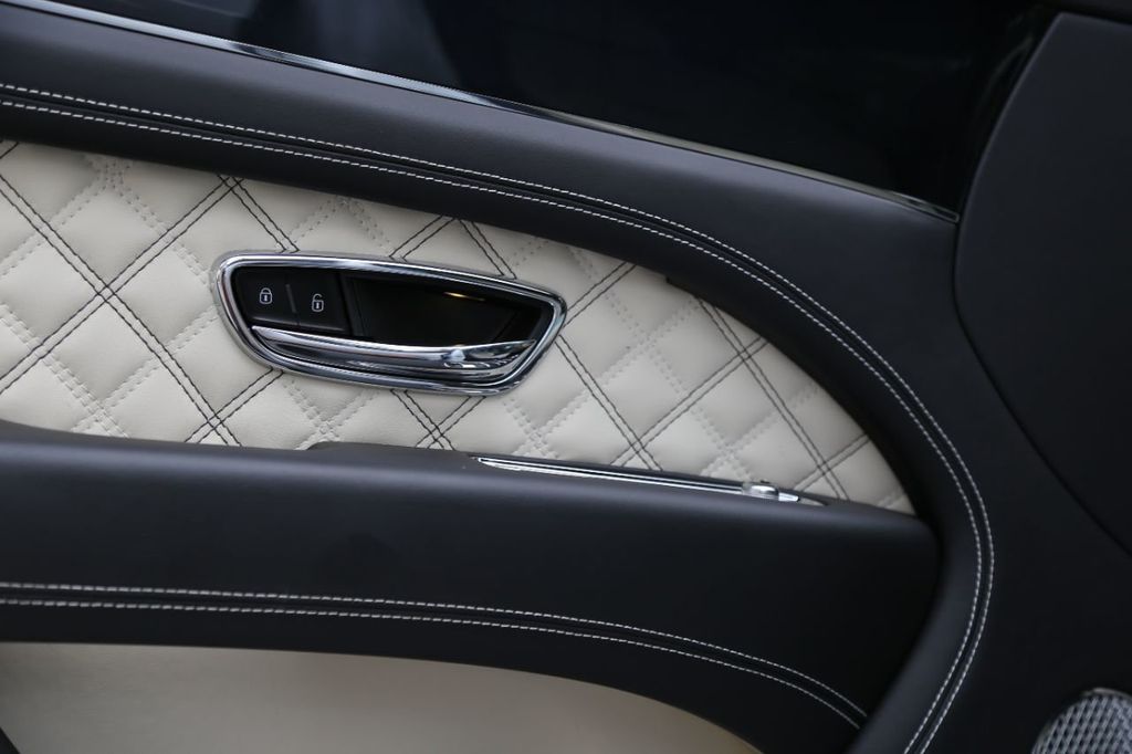 2021 Bentley Bentayga First Edition photo 53