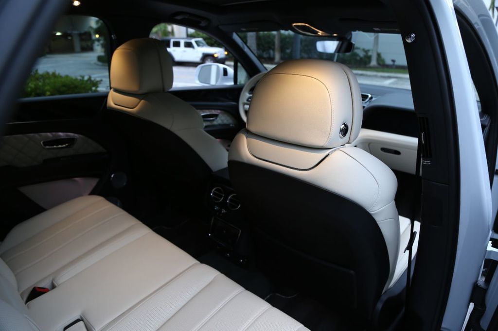 2021 Bentley Bentayga First Edition photo 58