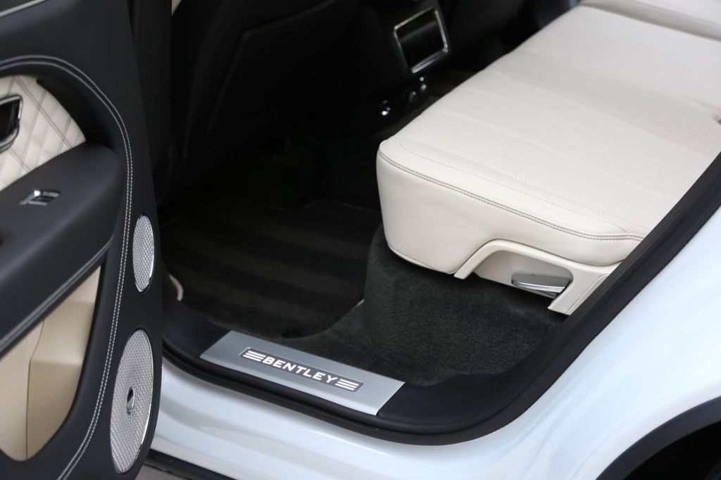 2021 Bentley Bentayga First Edition photo 59