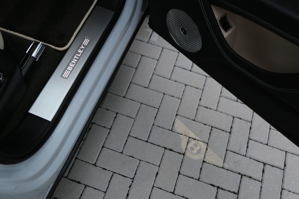 2021 Bentley Bentayga First Edition photo 63