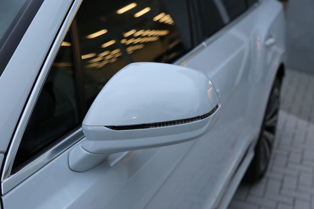 2021 Bentley Bentayga First Edition AWD - 22147133 - 71