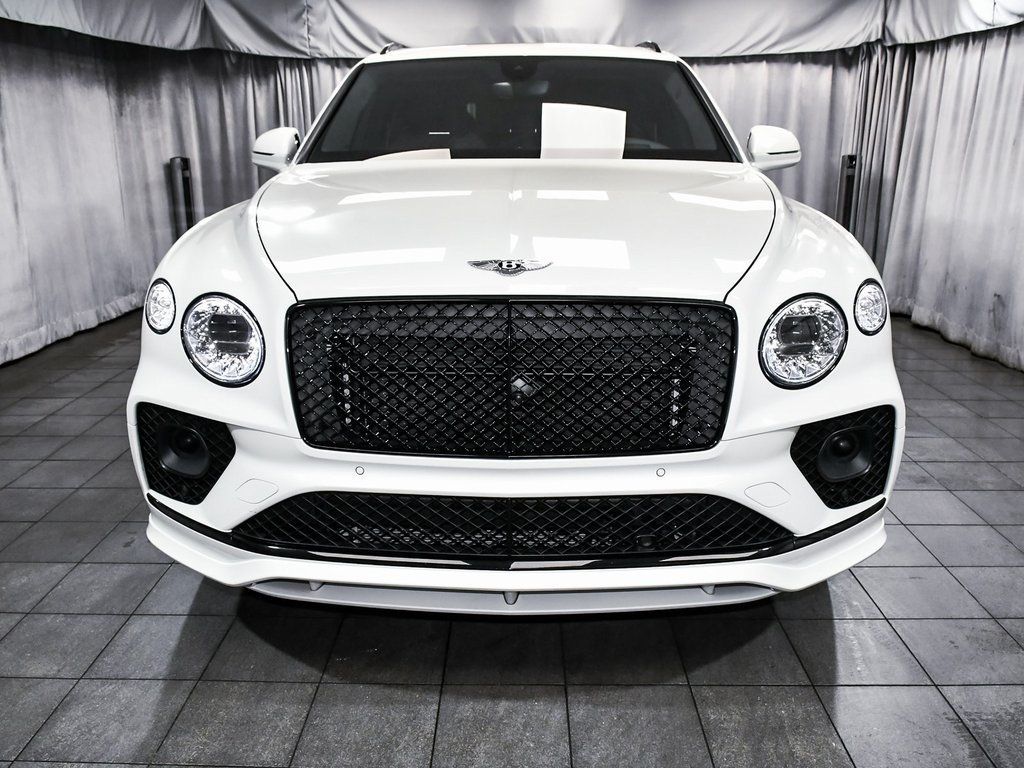 2021 Bentley Bentayga Speed photo 2