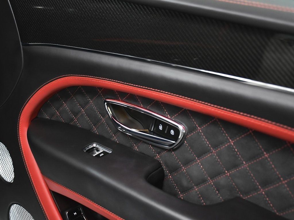 2021 Bentley Bentayga Speed photo 18