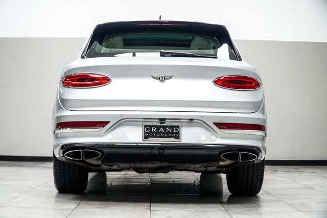2021 Bentley Bentayga V8 AWD - 23012528 - 11